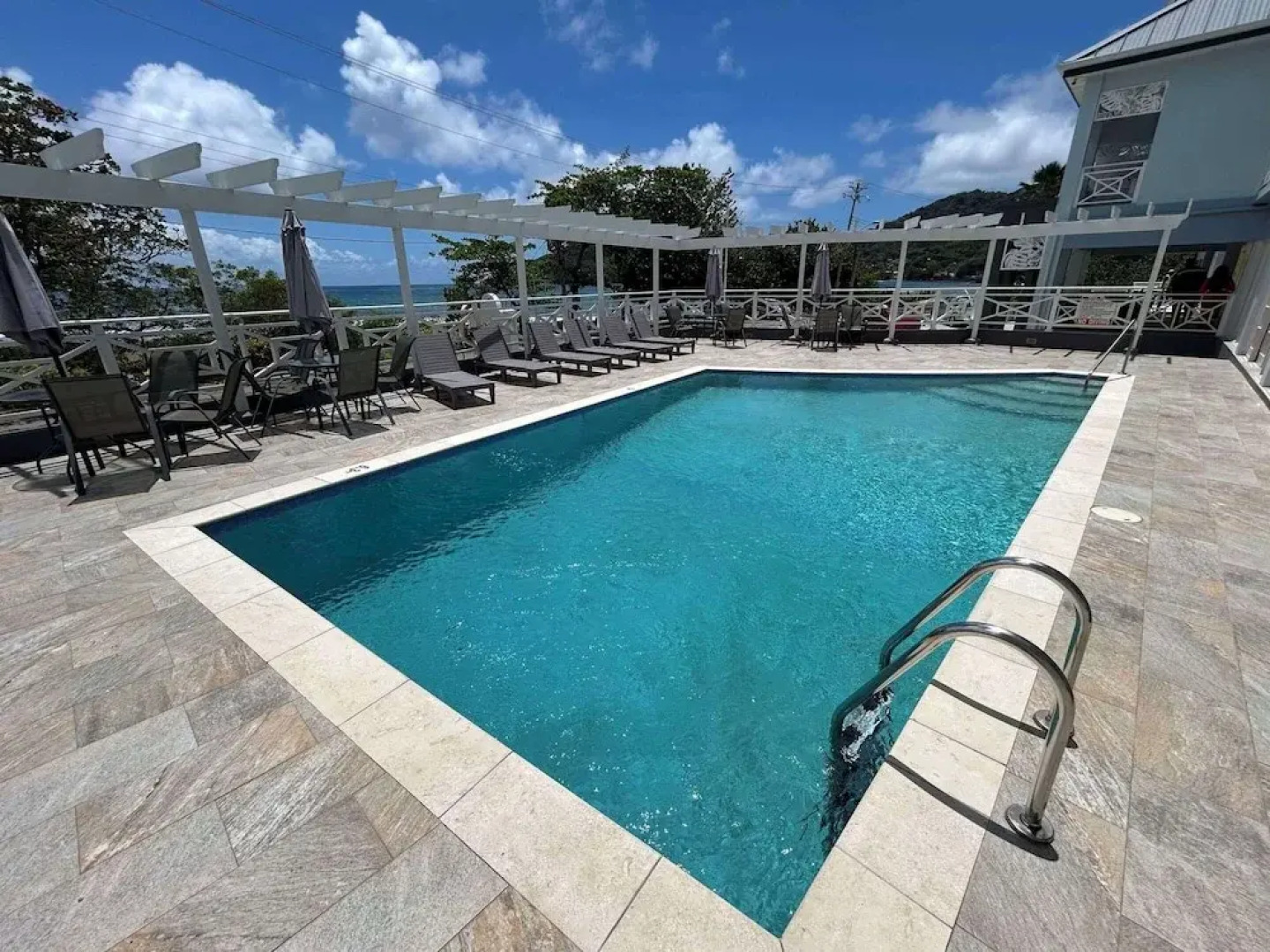 Manta Lodge Hotel and Dive Centre