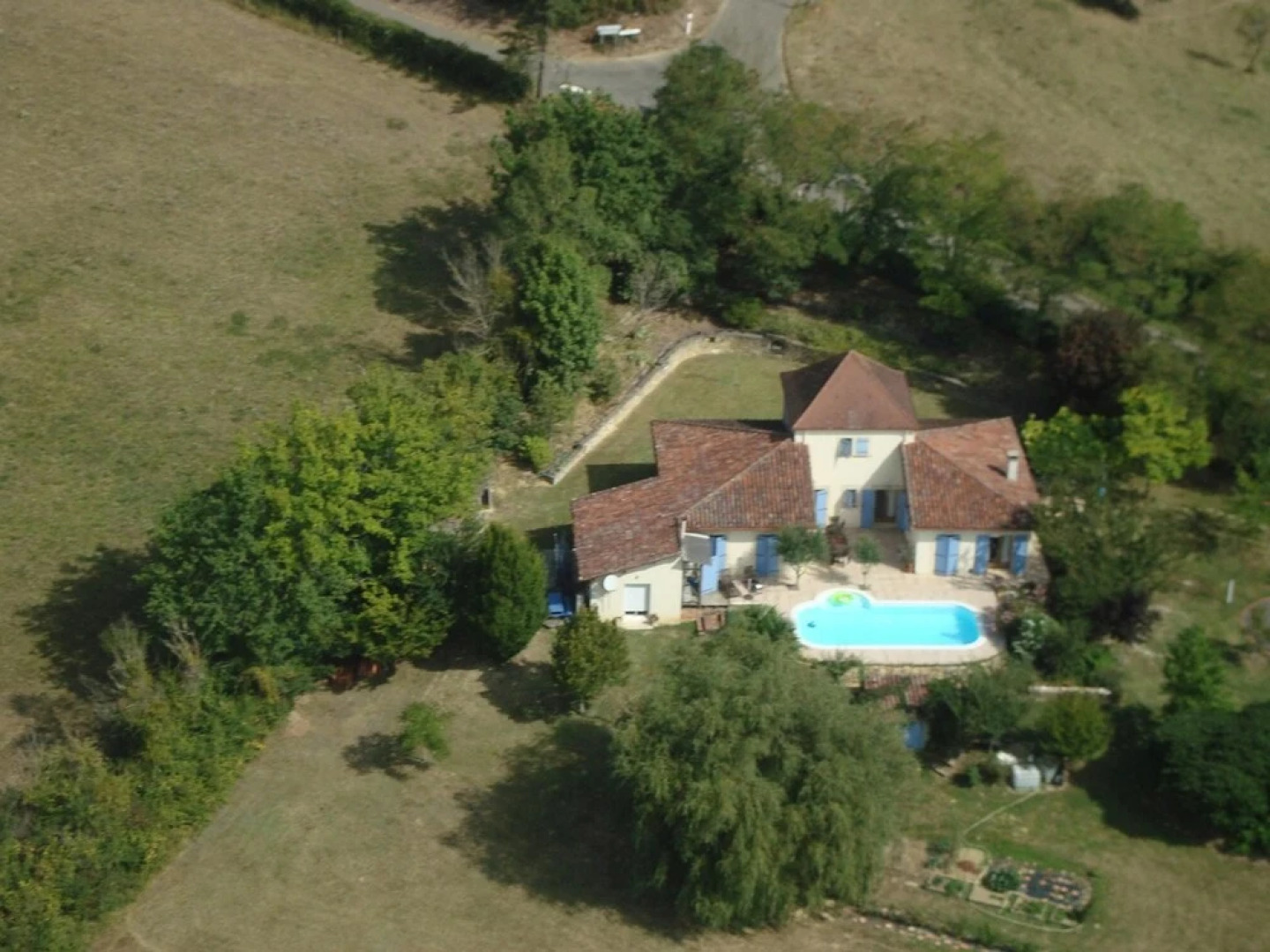 Studio in Pouydraguin, With Pool Access and Terrace