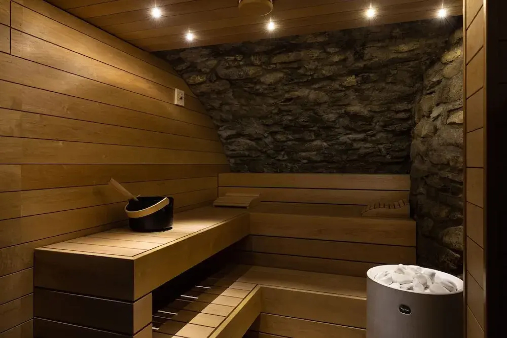 Luxury Lenno Apartment by My Villa Collection