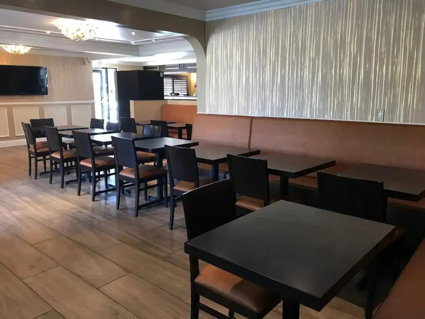 Lemon Tree Hotel & Suites Anaheim