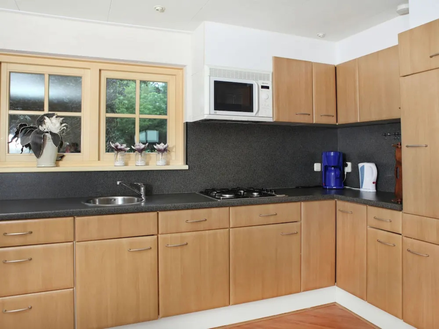 Modern Farmhouse Near Forest in Dalfsen