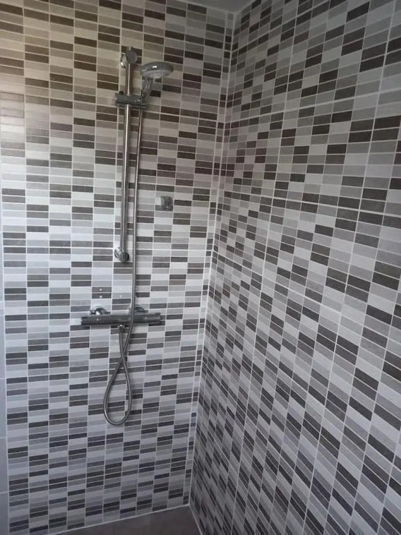 Beau Studio Au Calme Proche de la Cathedrale (Adults Only)