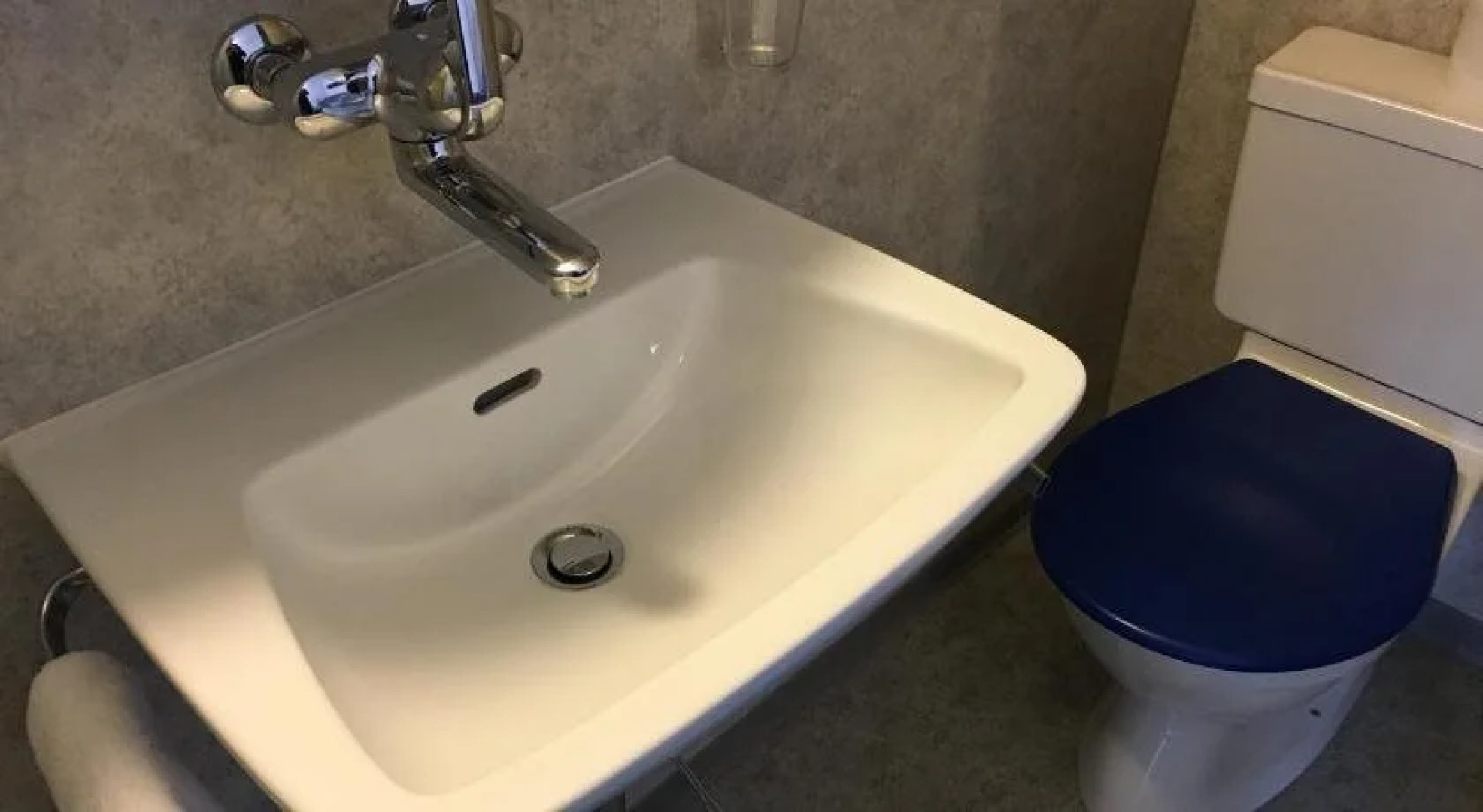 Hirschen Schwyz GmbH - Hostel