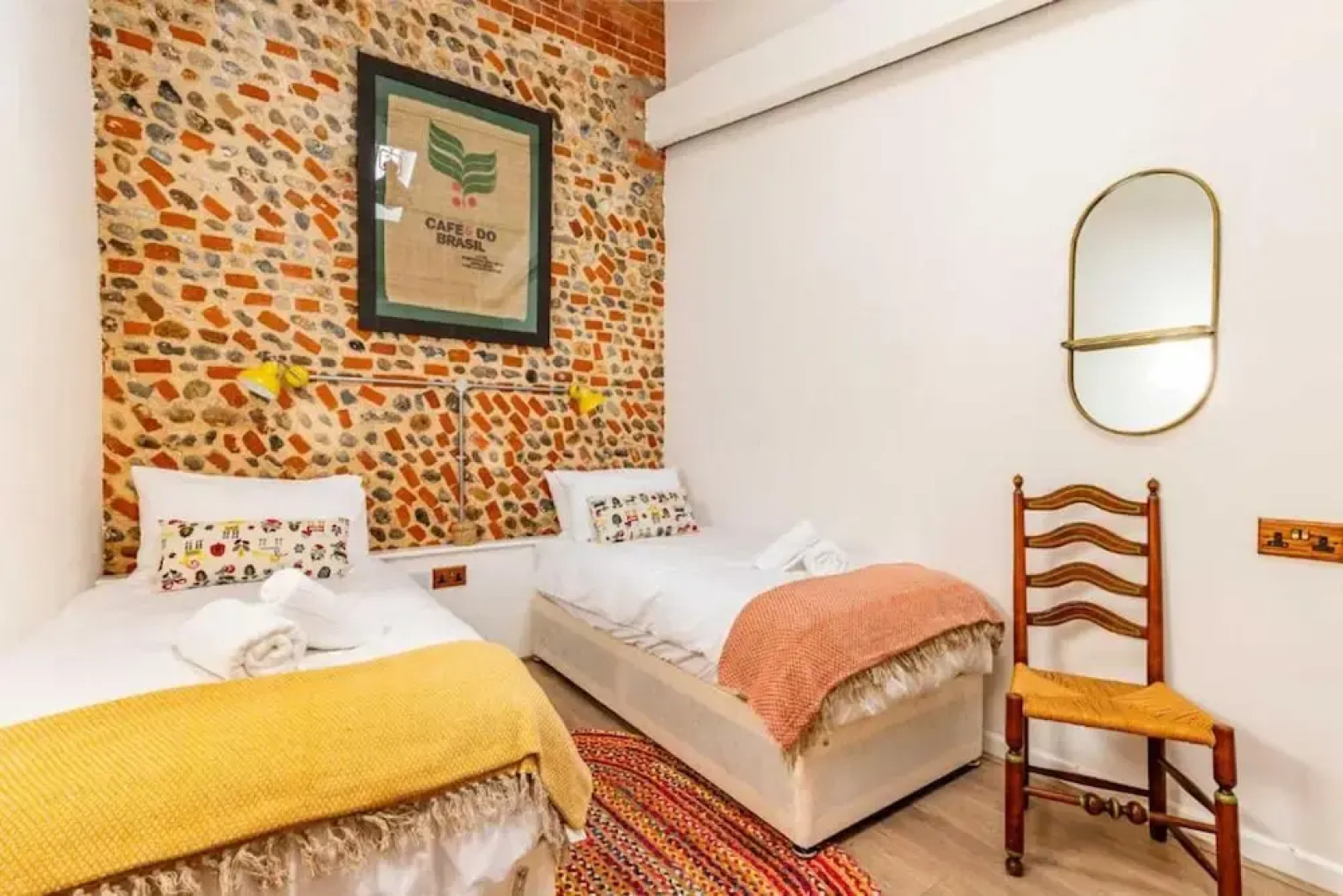 Host Stay Nicholson Cottage