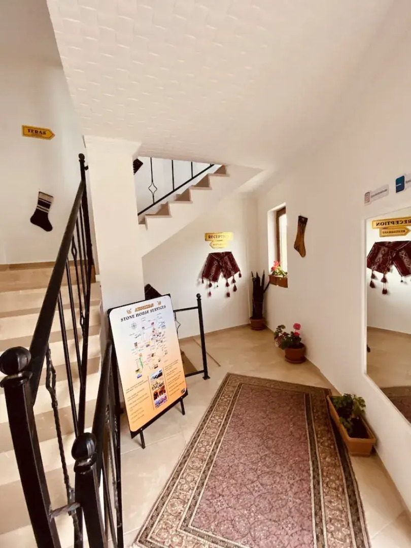 Aysultan Stone House