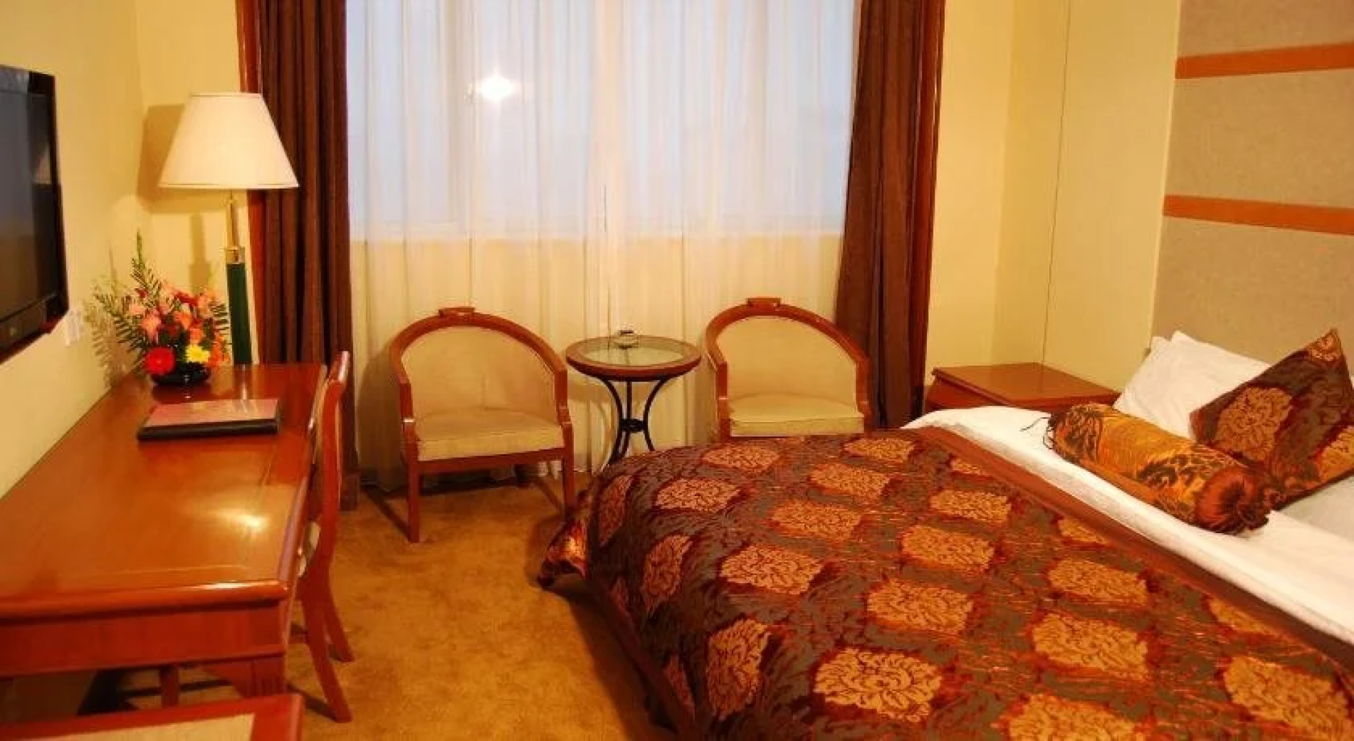 Ningbo World Hotel
