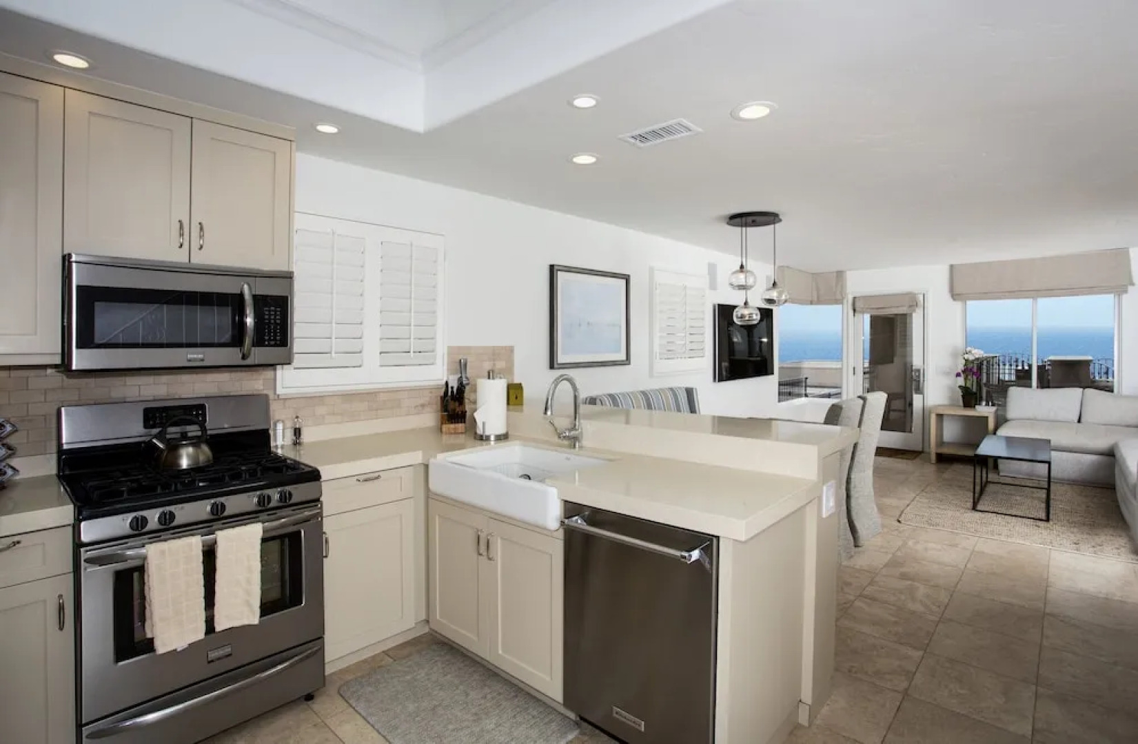 Sunset Cove Villas in Laguna Beach