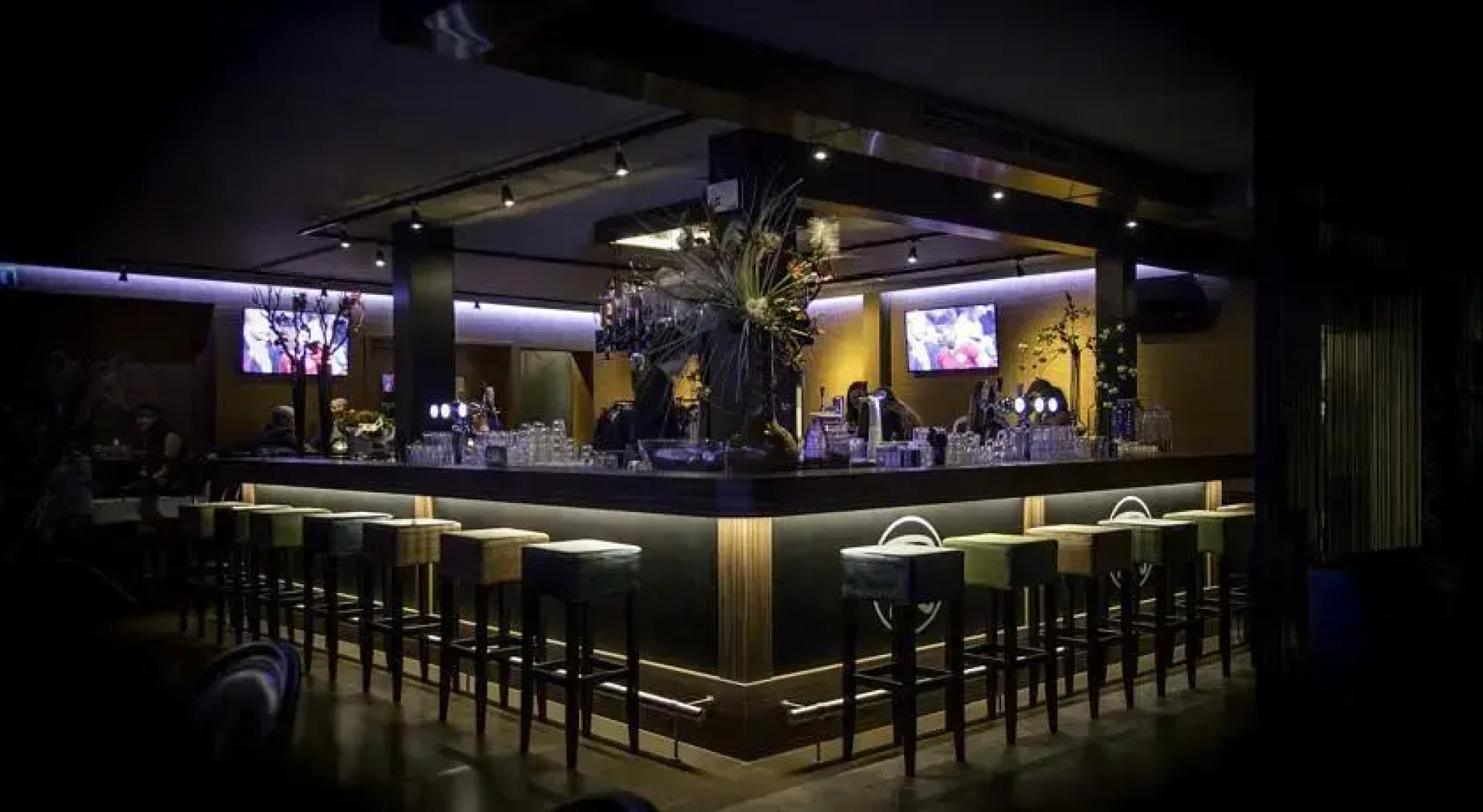 Rumors Hotel Bar & Cuisine