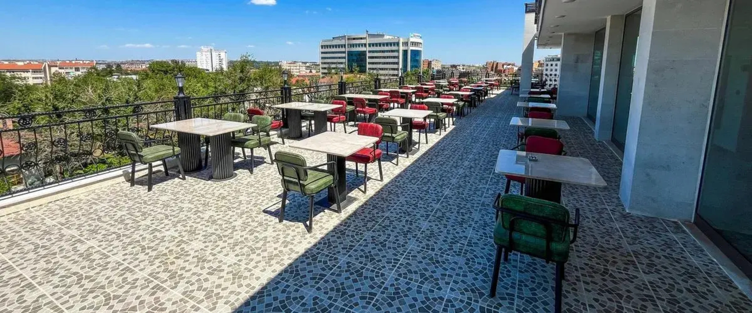 Turi̇sti̇k Palas Otel