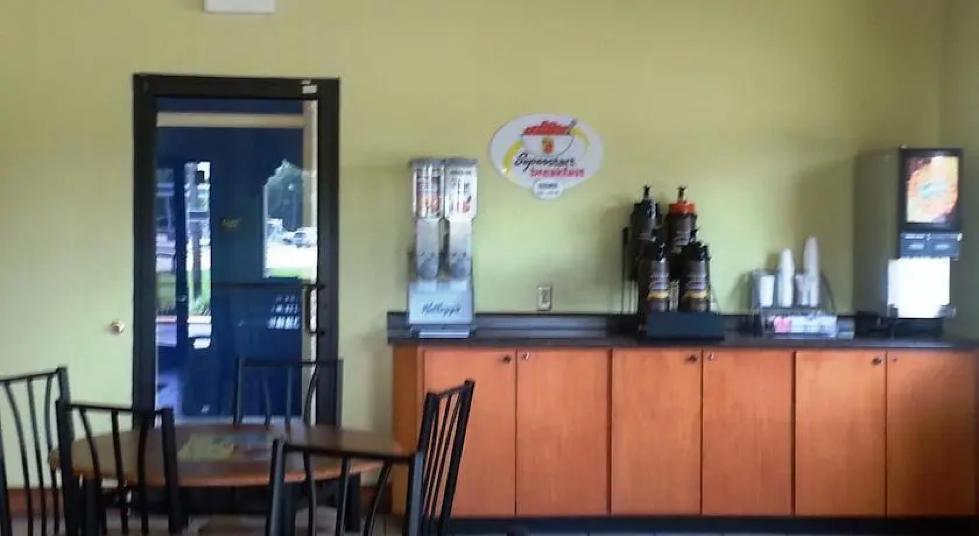 Super 8 Motel - Walterboro