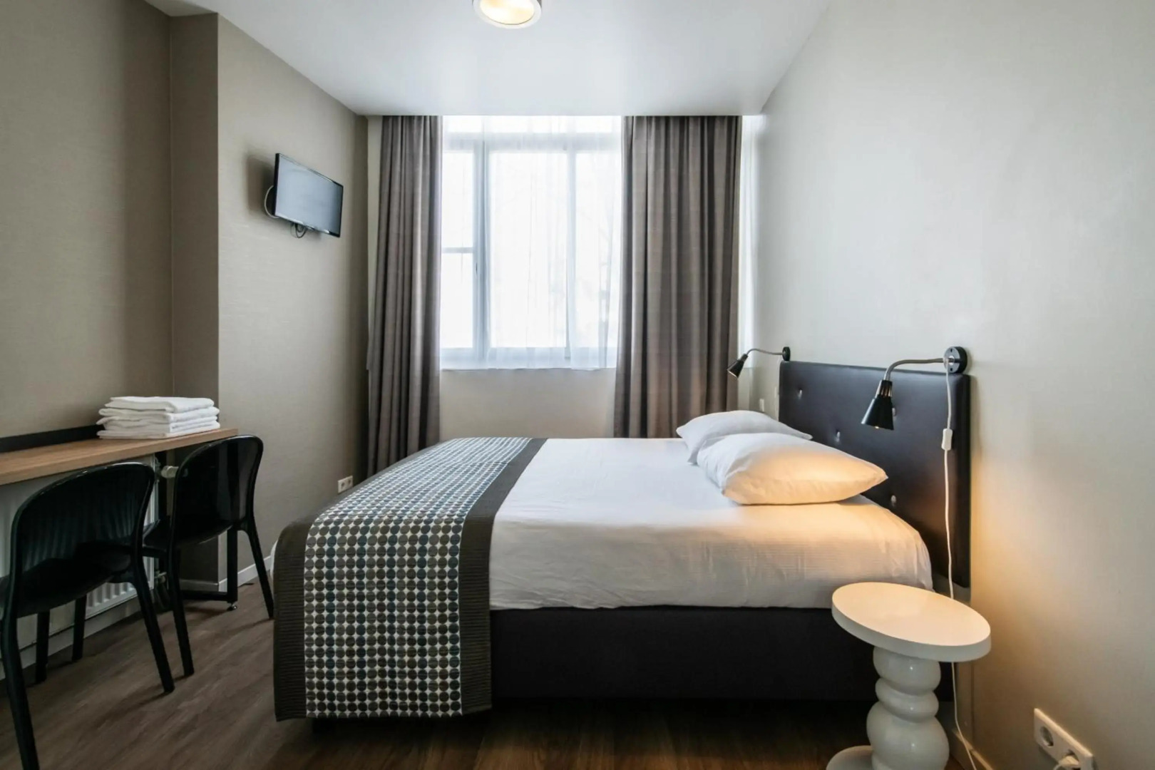 The Pavilions Amsterdam, The Toren