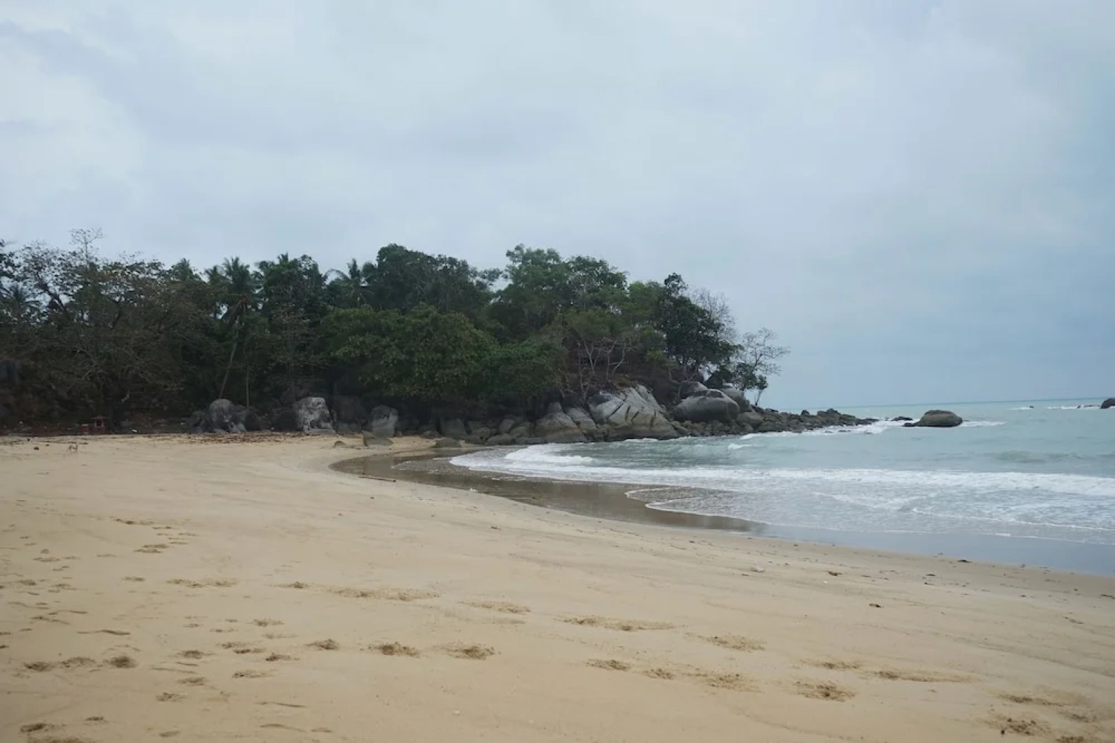 OYO 1148 Pelangi Hotel New Teluk Uber