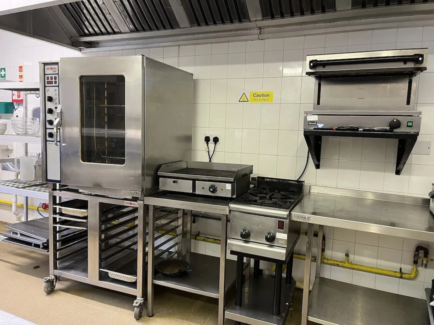 Charming 20-bed Self Contained Dwelling in Hook