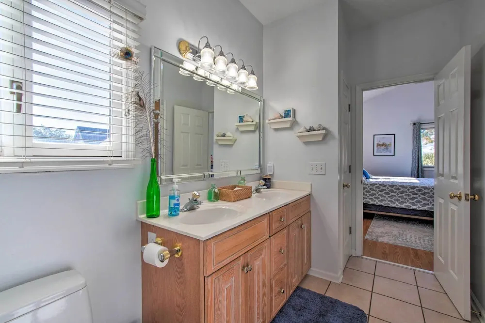 1/2 Mi to Riverwalk! Historic Dtwn Southport Condo
