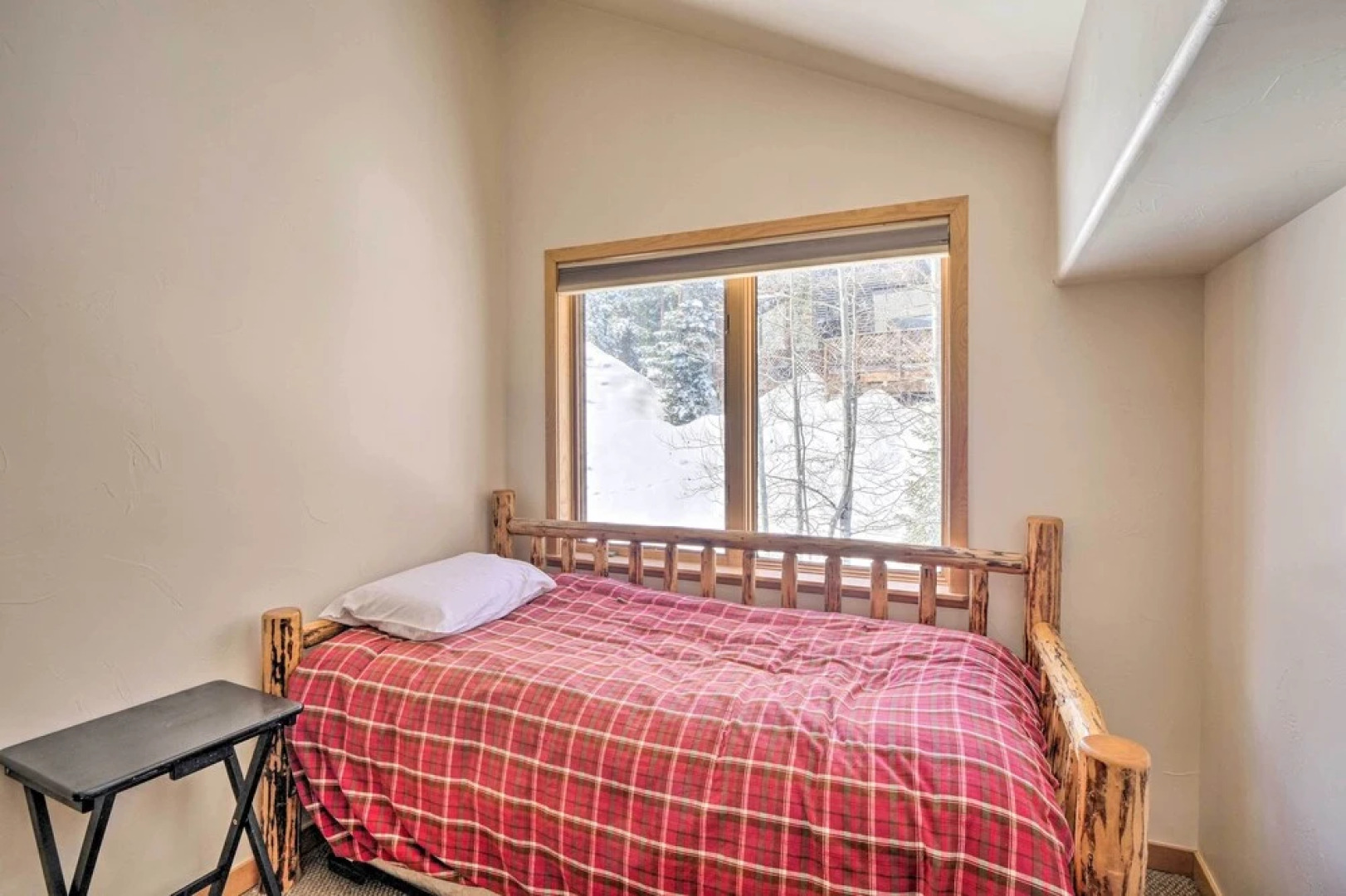 Slopeside Sanctuary - Penthouse < 1 Mi to Lifts!