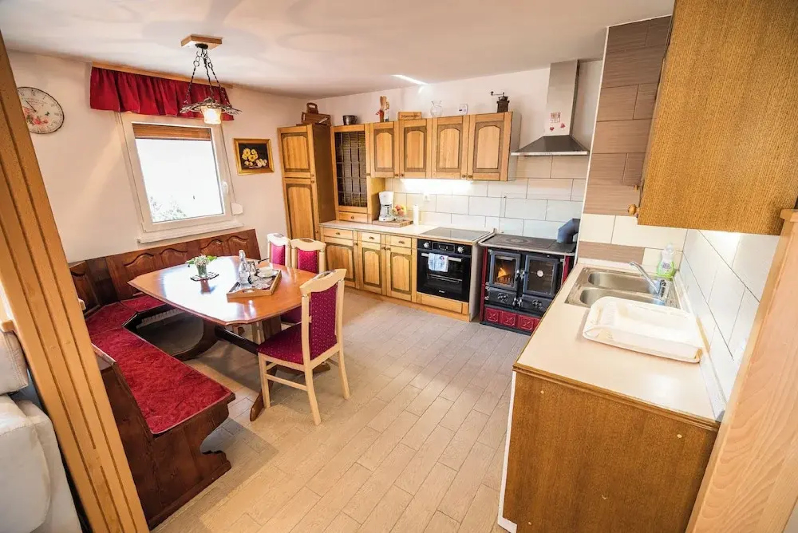 Valley View Holiday Home Mrak With Sauna