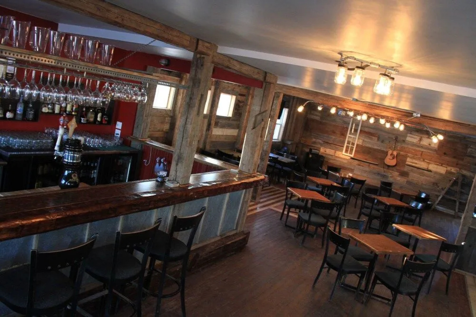 Auberge et Salle de Spectacle La Fascine