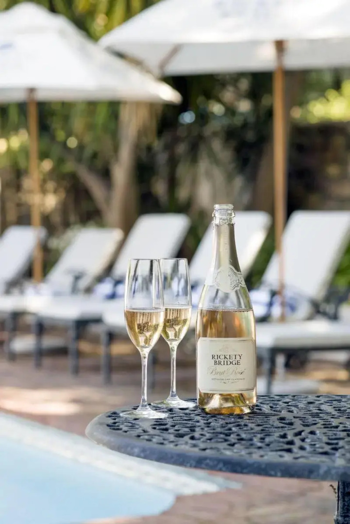 Rickety Bridge Manor House