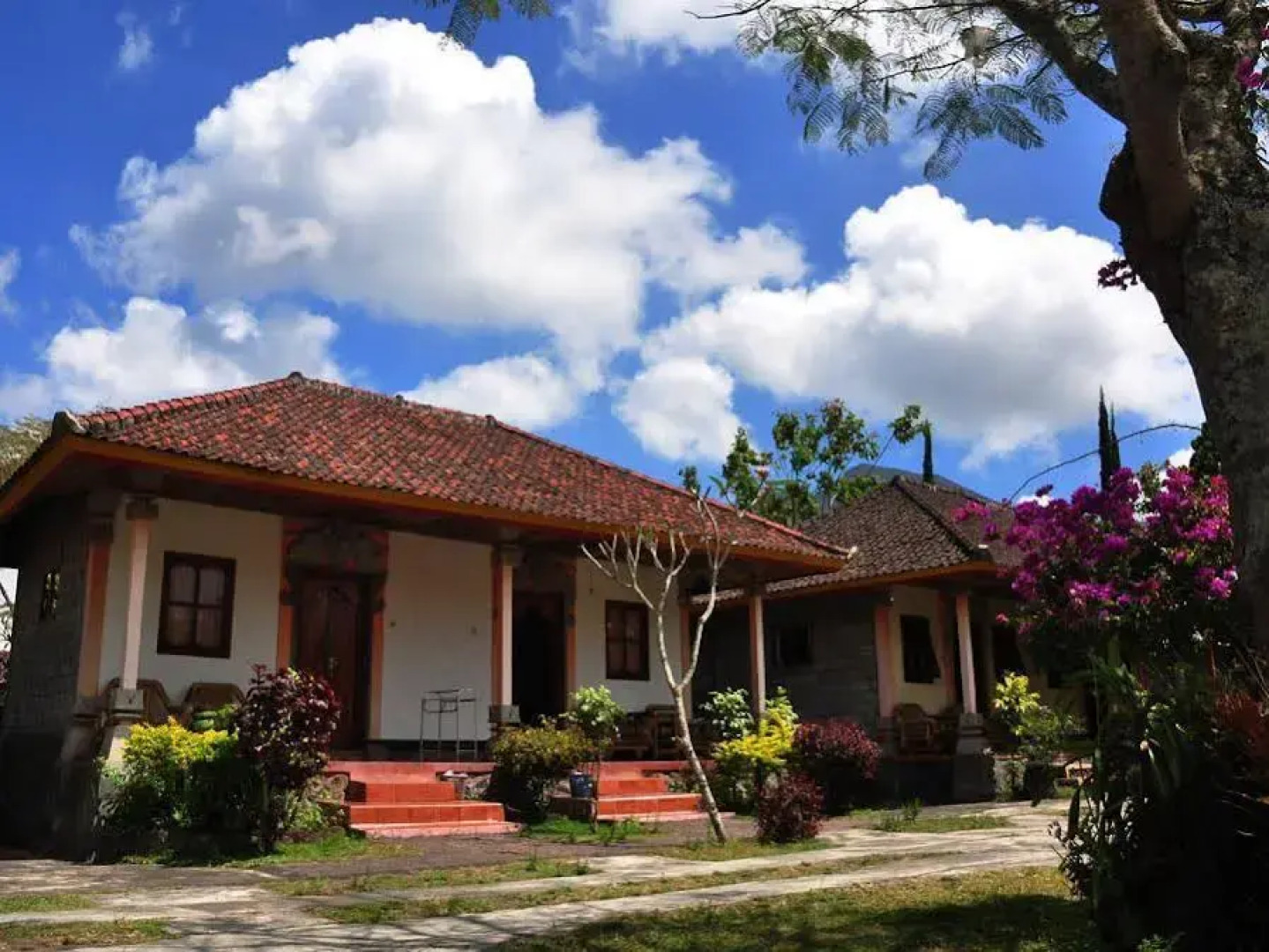 Arlina's Bungalow & Restaurant