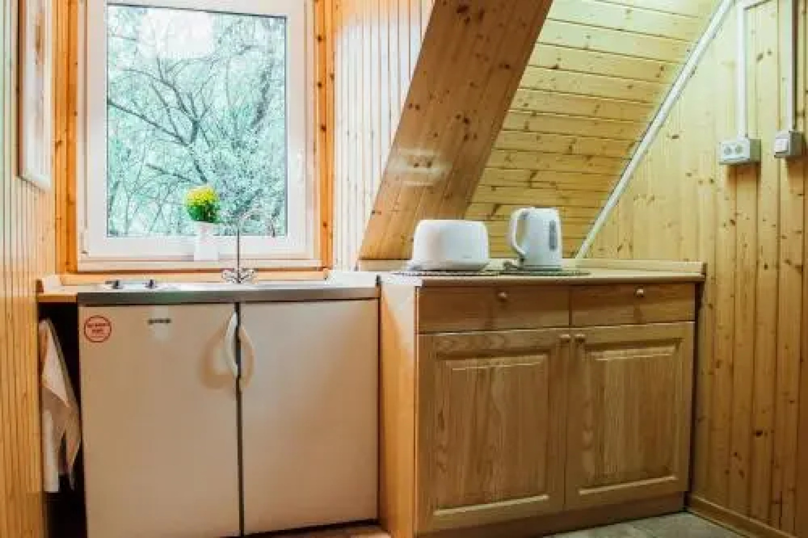 Top Rafting rooms & camping