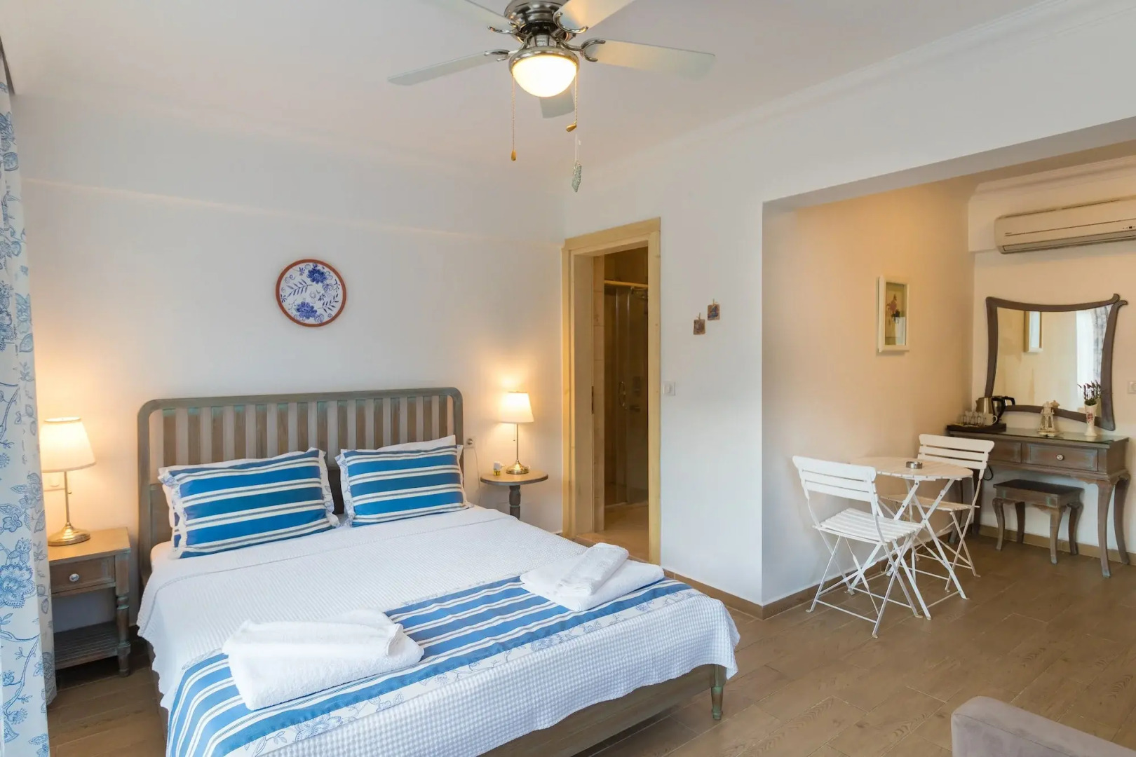 Mavi Deniz Konuk Evi