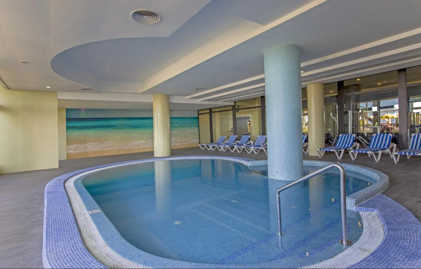 Курортный отель Calheta Beach - All Inclusive