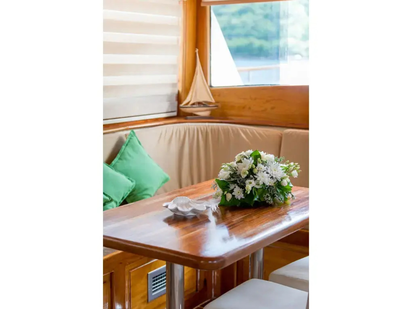 Dm Yachting - 7 Night Cruise Sun-Sun