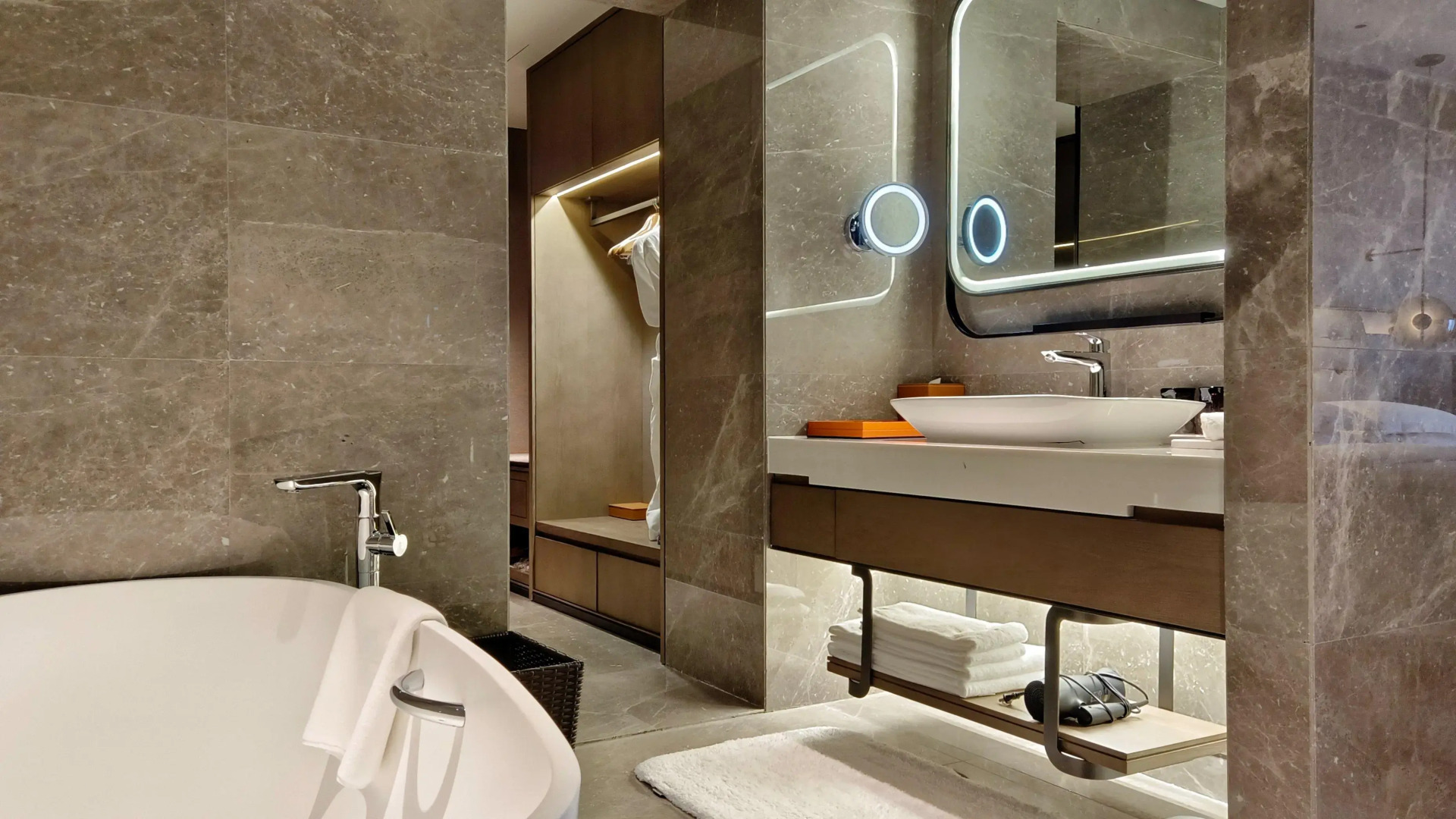 Crowne Plaza Hohhot City Center