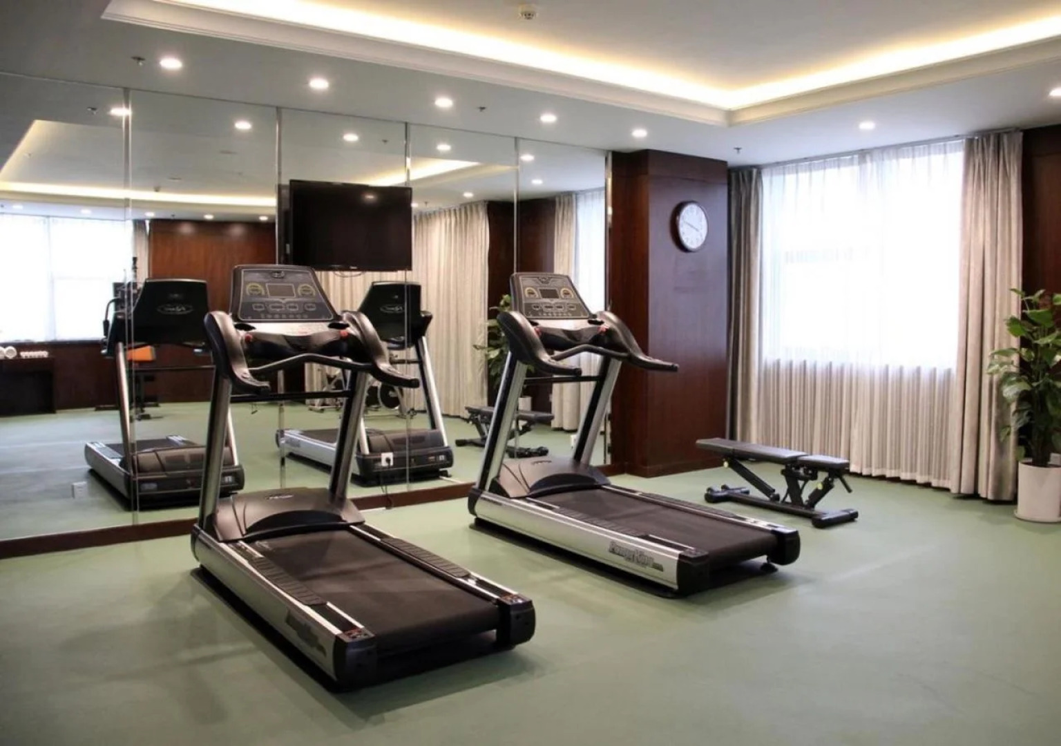 Gloria Plaza Hotel Qingdao