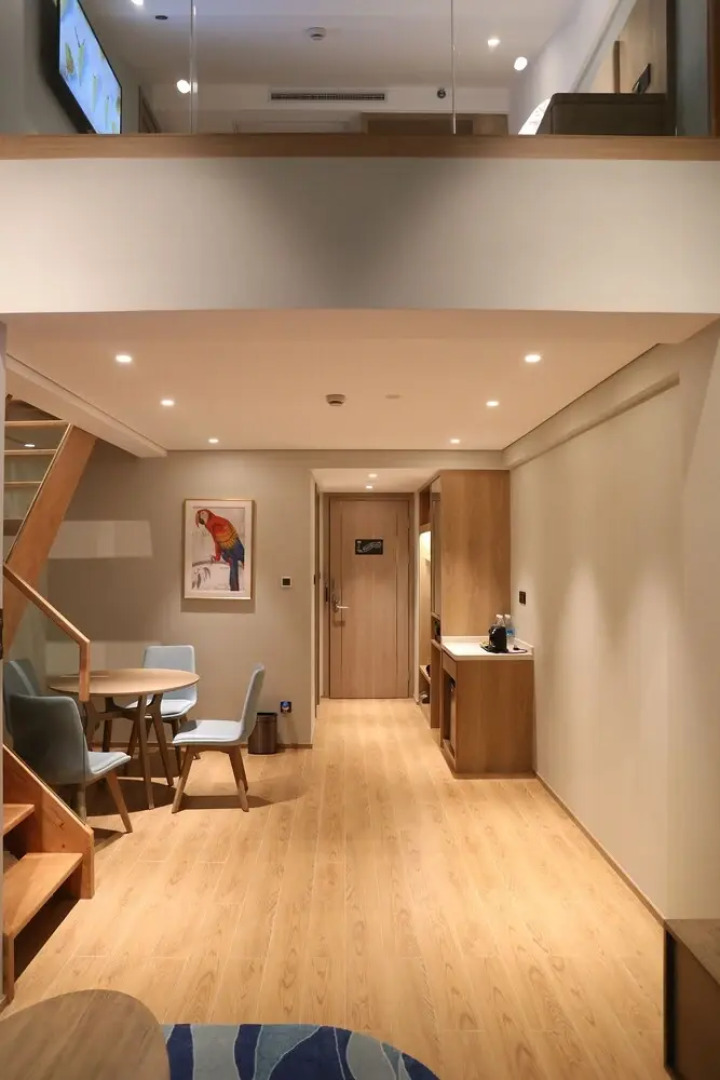 Emerald Bay Hotel Fuxian Lake