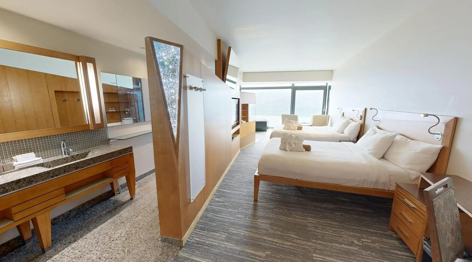 Sparkling Hill Resort