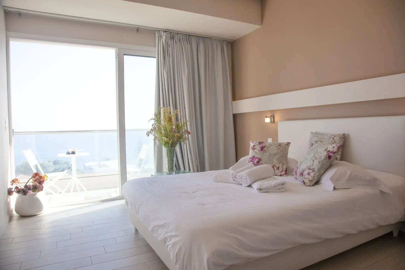 Saradari Beach Hotel - Adults Only