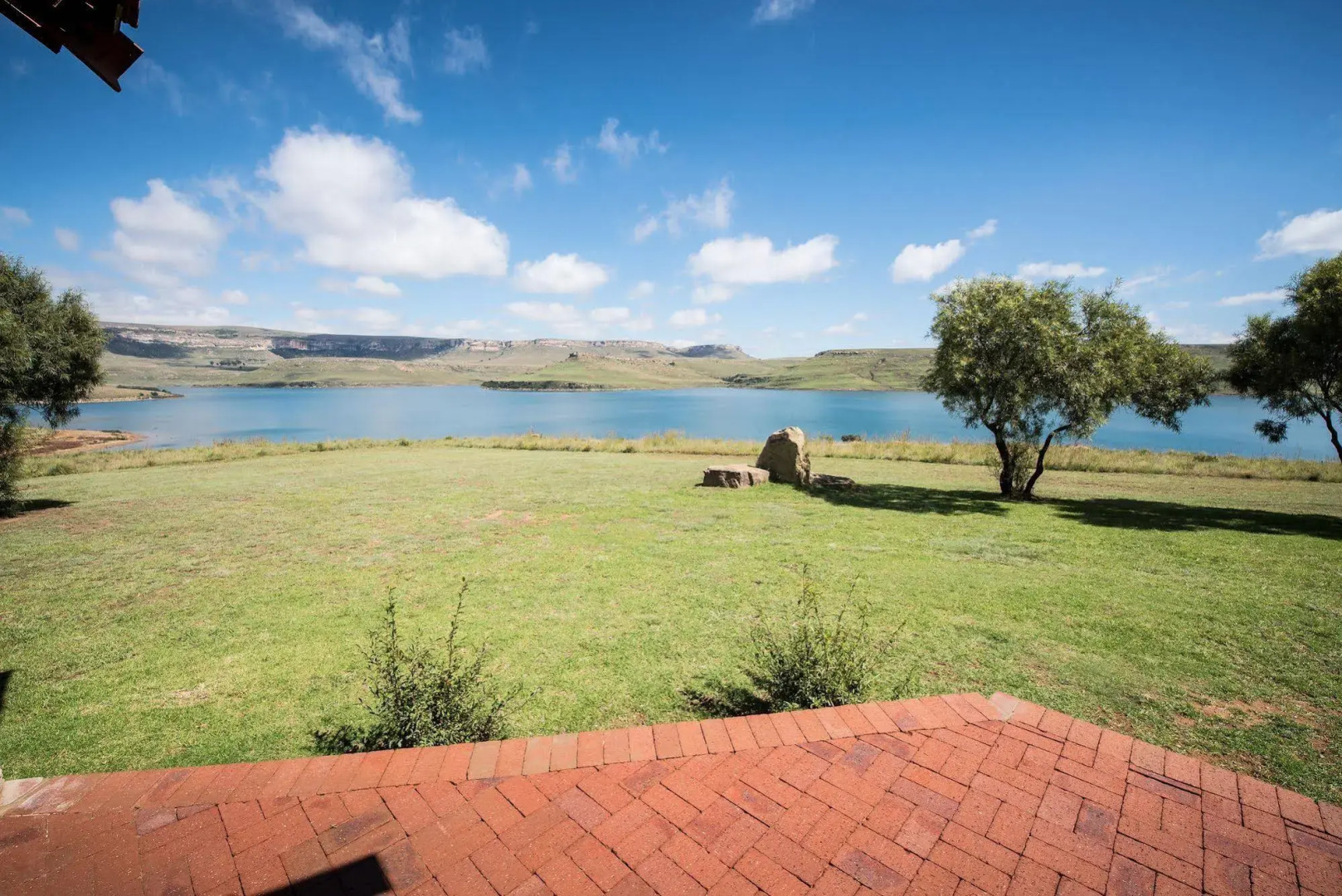 First Group Qwantani