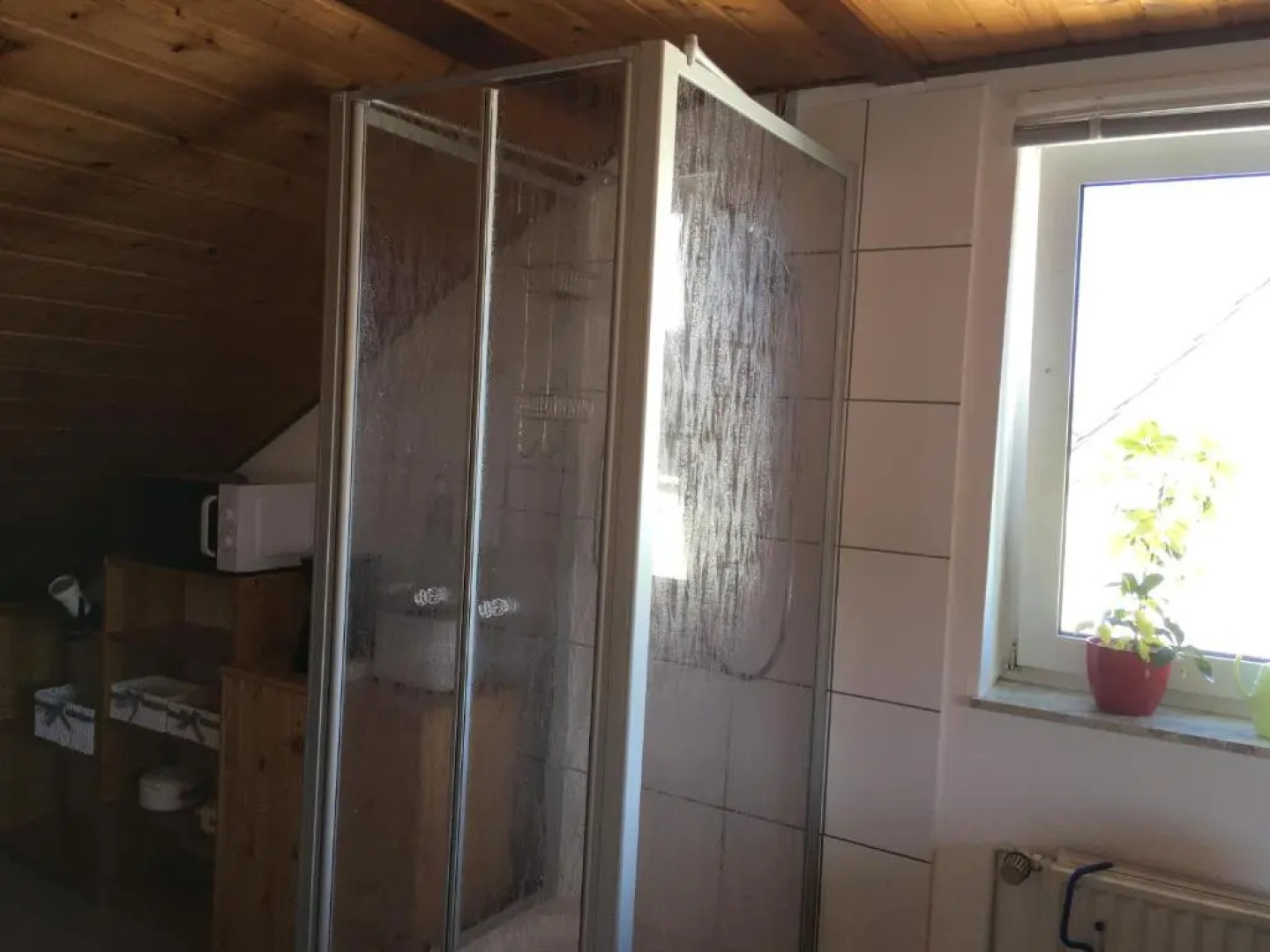 Sonnige Dachgeschoßwohnung (Adults Only)