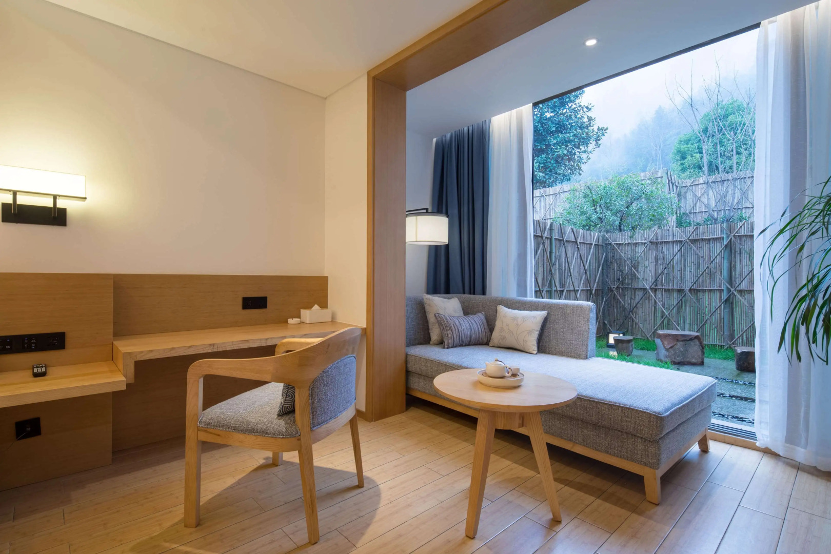 Howard Johnson Huashuiwan Hot Springs Resort Chengdu