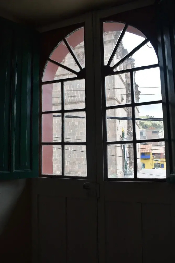 Colonial Plaza Hotel