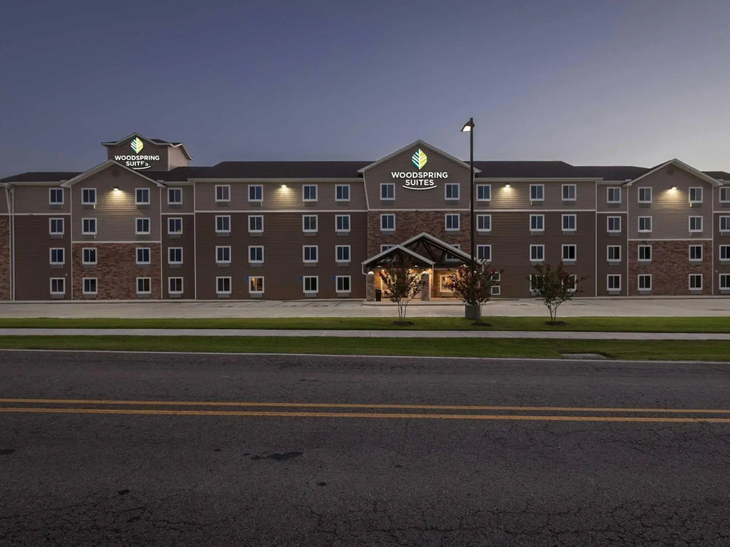 WoodSpring Suites Lafayette