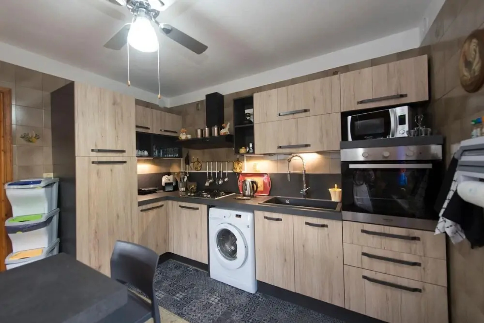 Apartment With 2 Bedrooms in Villa nabian, With Wonderful Mountain View, Private Pool, Enclosed Garden Near the Slopes