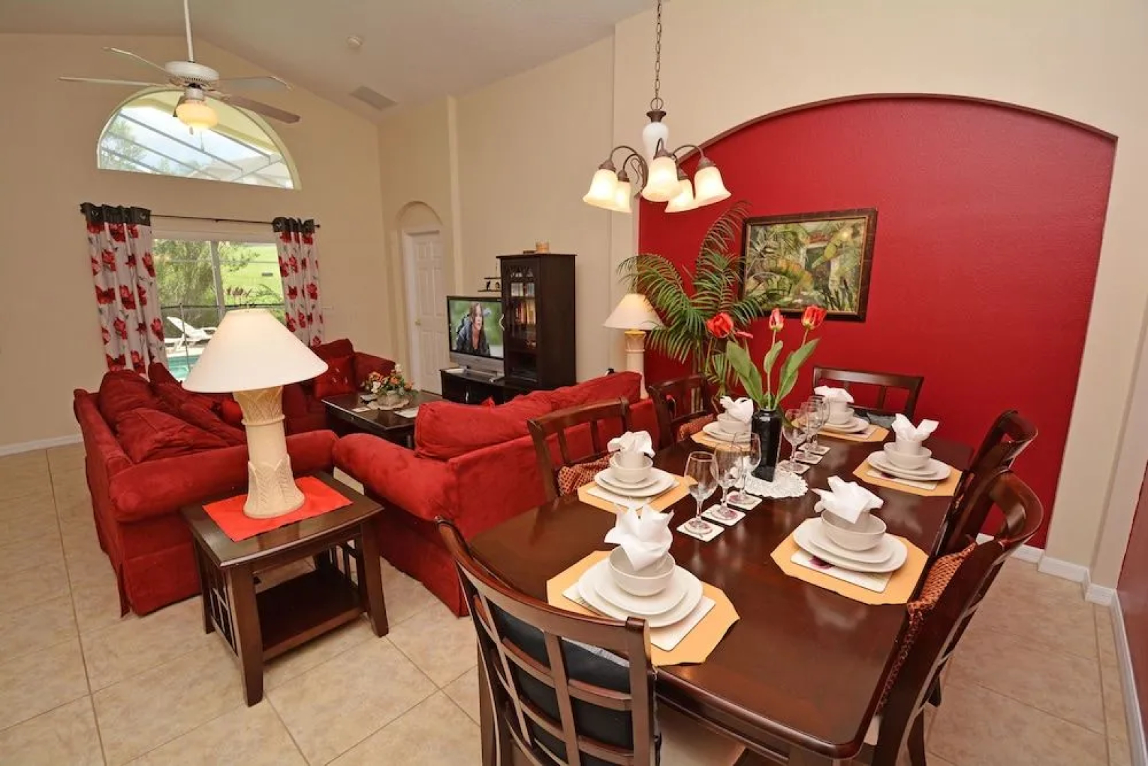 715HP Footprints 4 Br villa by RedAwning