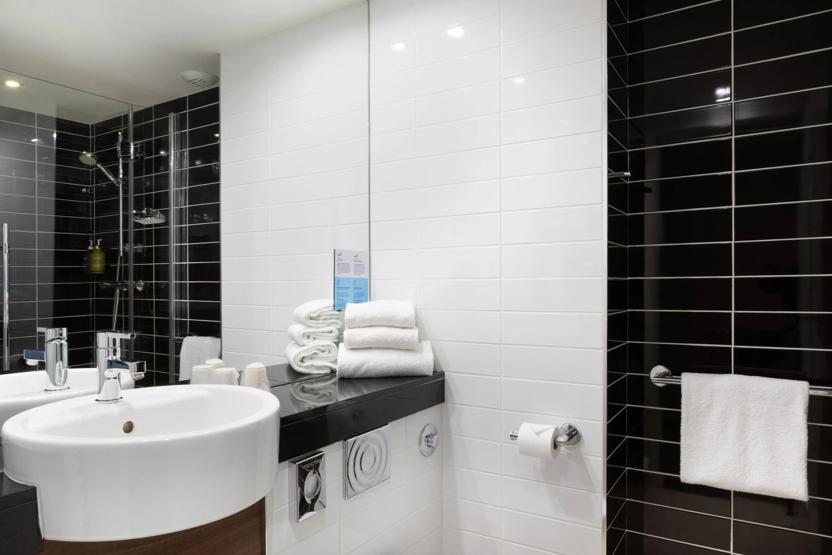 Holiday Inn Express Marseille Airport by IHG