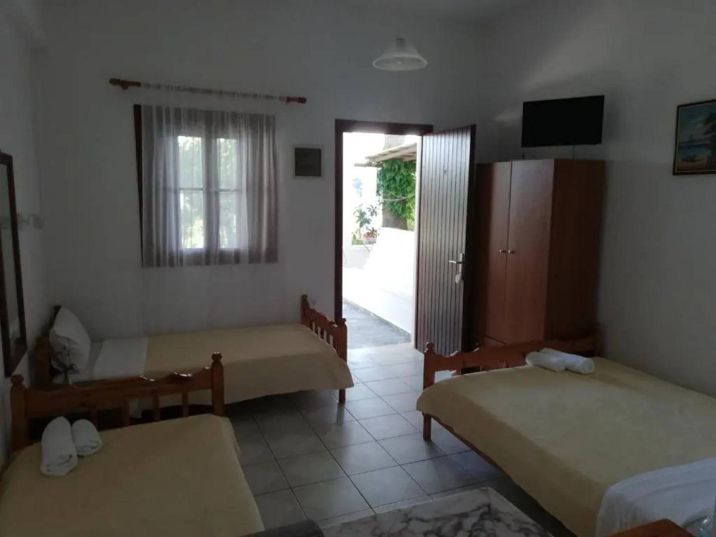 Pansion Katerina Skyros