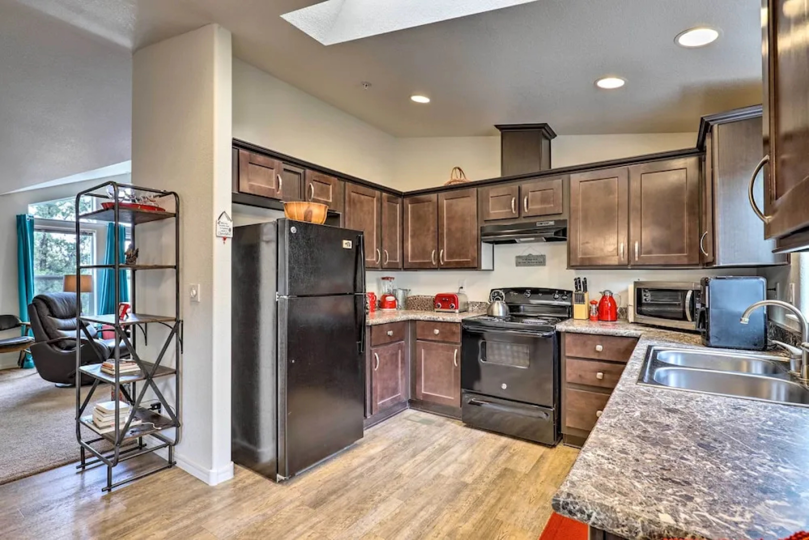 Mountain-view Rooftop Deck: Sedona Hideaway