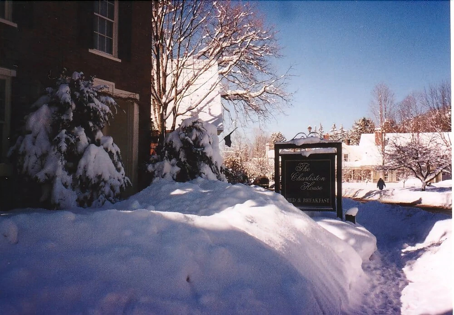 The Charleston House Bed & Breakfast