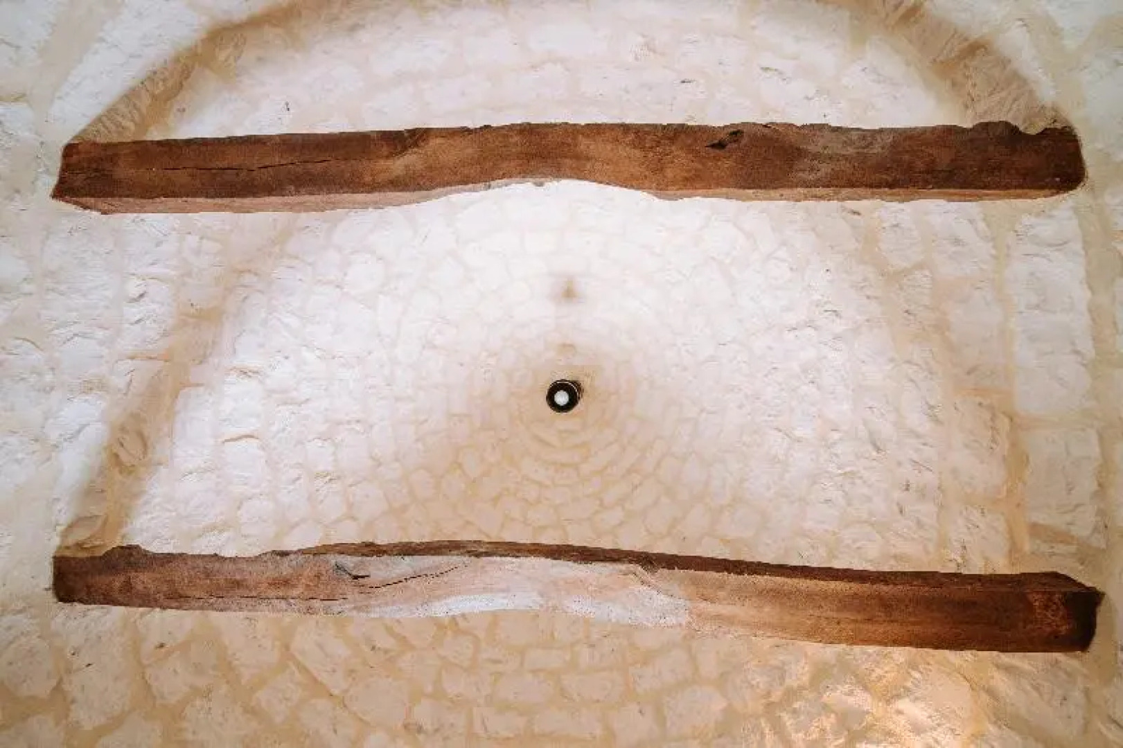 Trulli and pool Malvischi