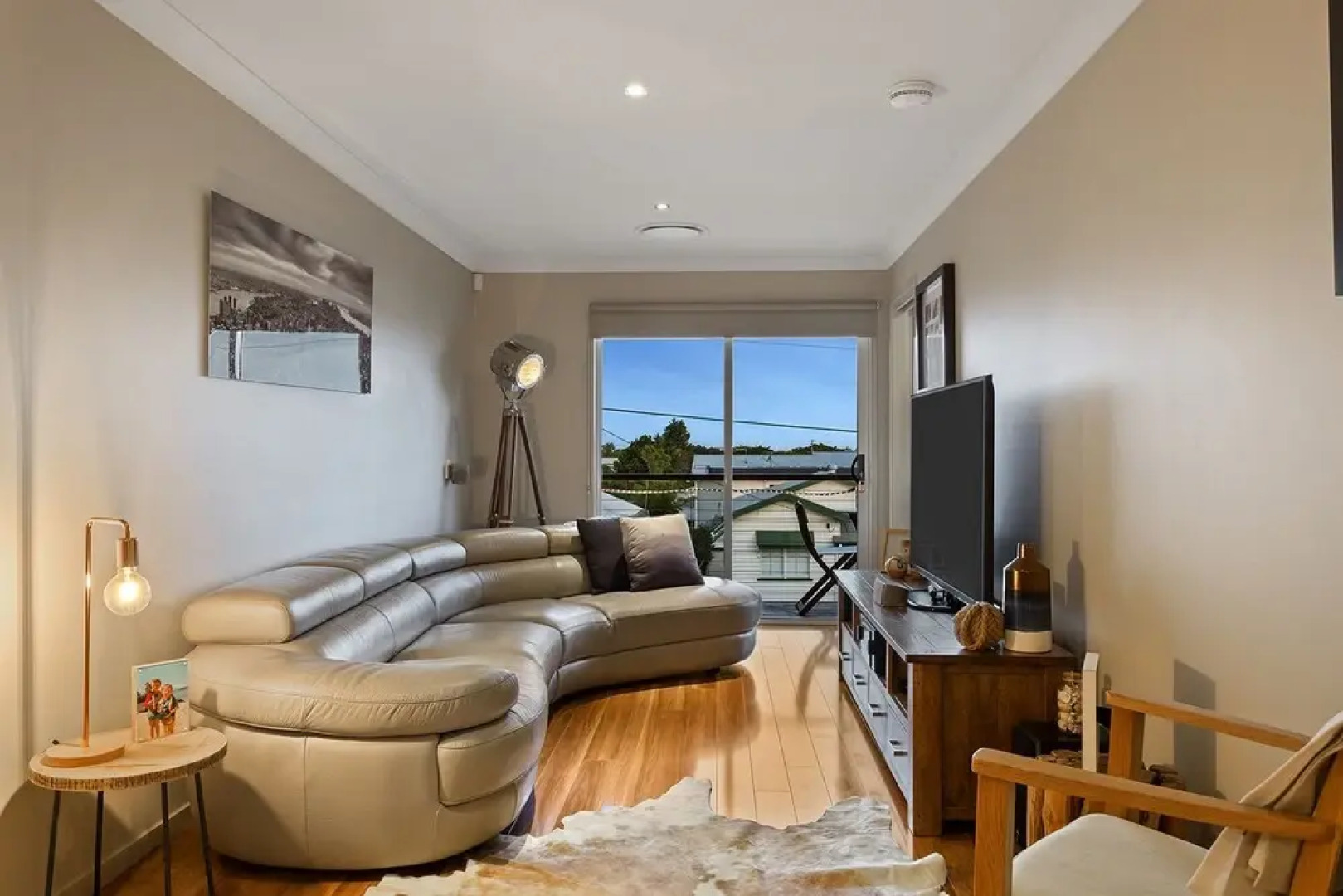 Resort Style Home near Airport & CBD