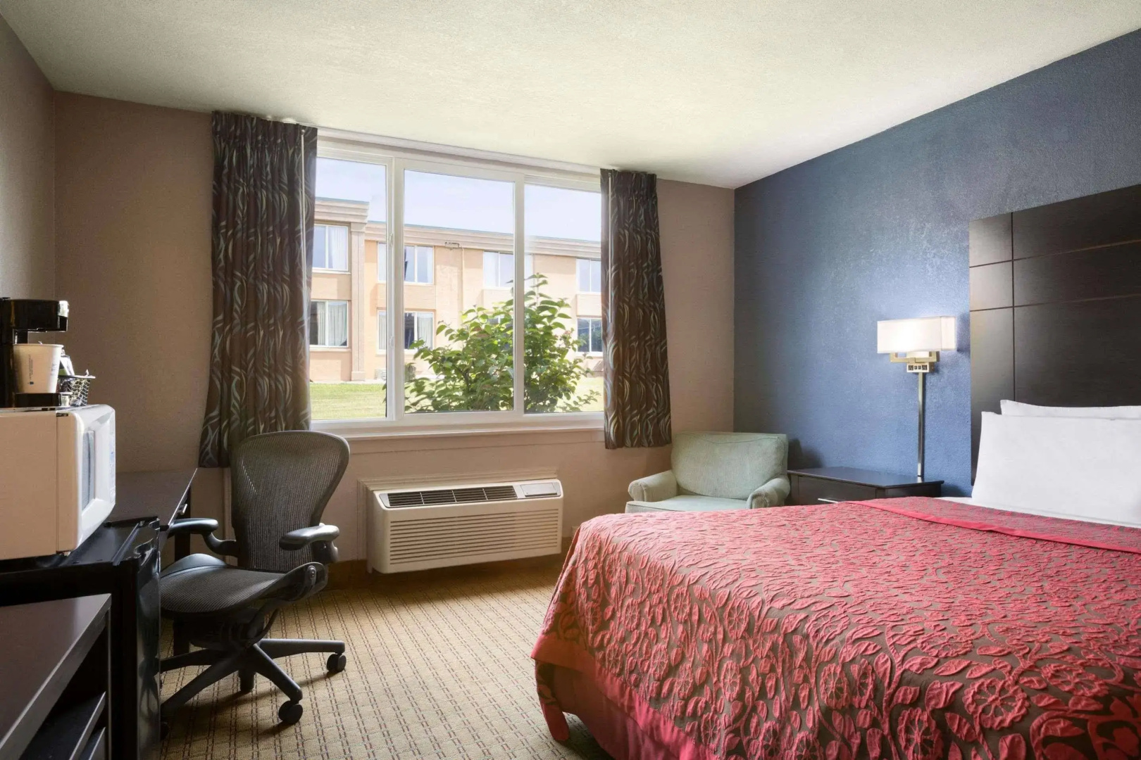 Days Inn Cleveland Willoughby