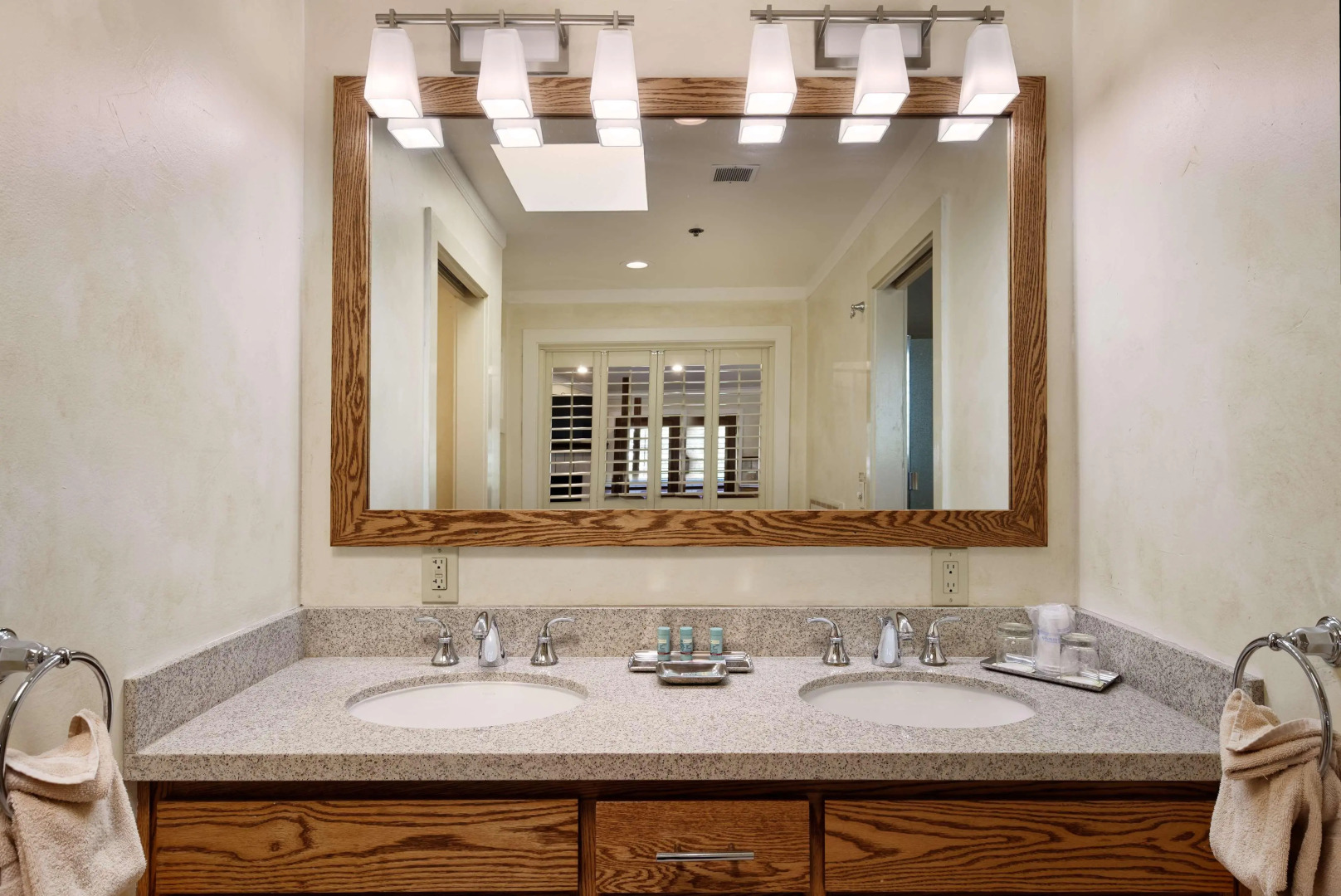 Sonoma Valley Inn, Tapestry Collection by Hilton