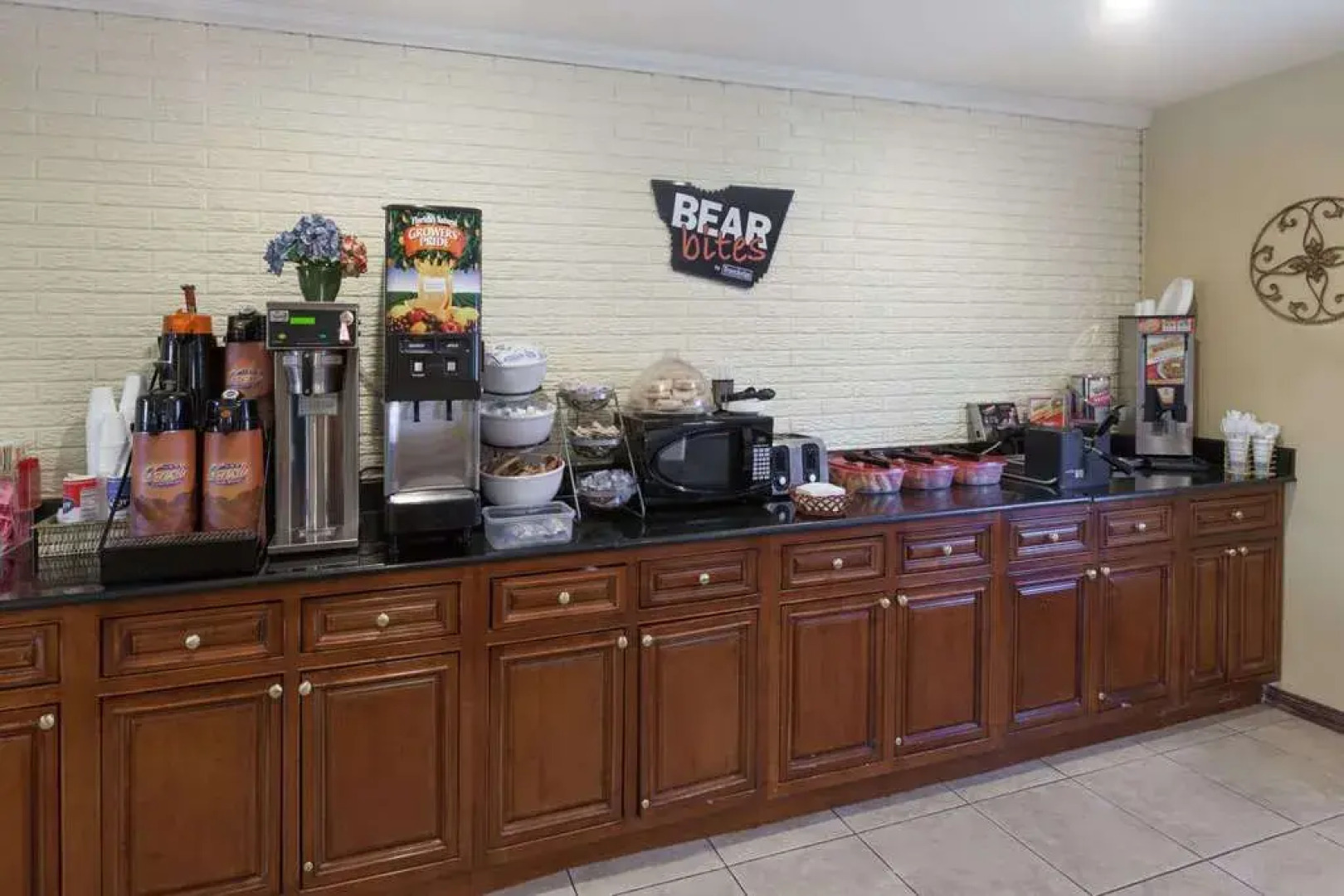 Travelodge Inn and Suites Albany