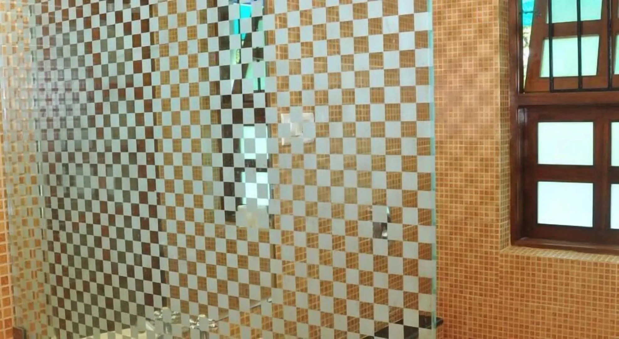 Mayflower Beach Resort