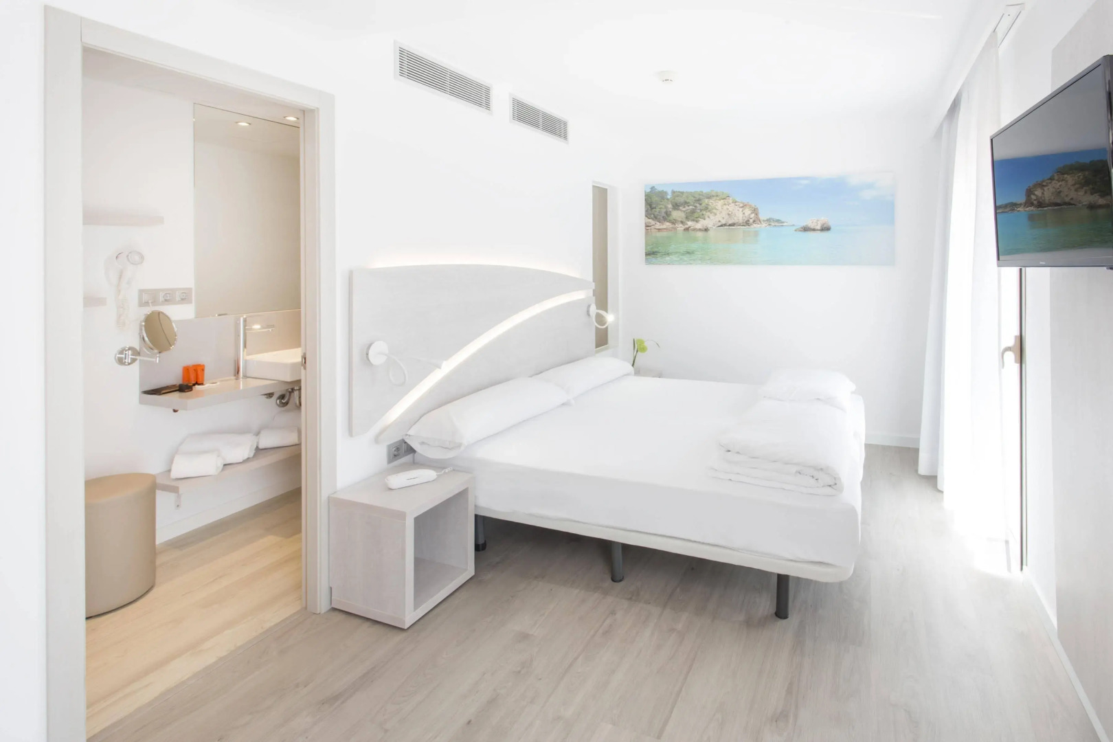 Som Llaut Boutique Hotel